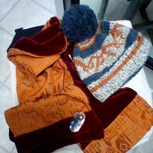 Men's hat and scarf combo